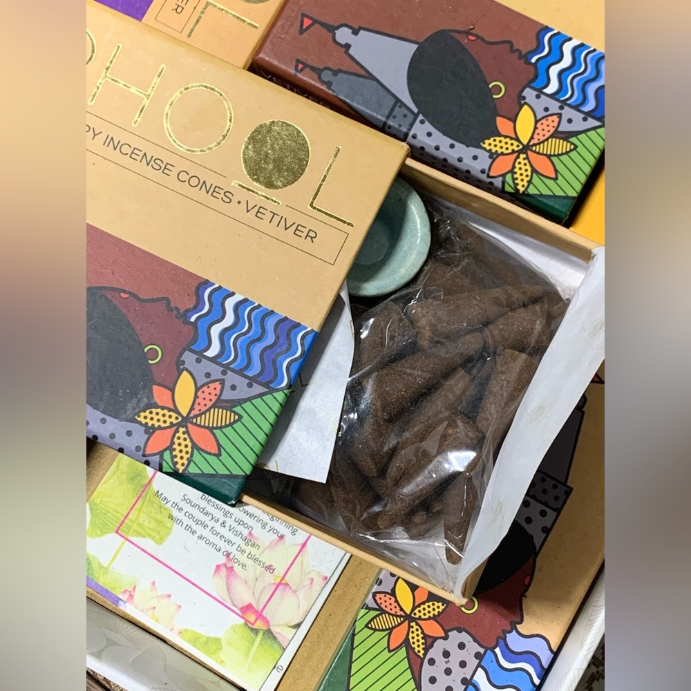 Phool Luxury Incense Cones Set - Picture 2 of 4
